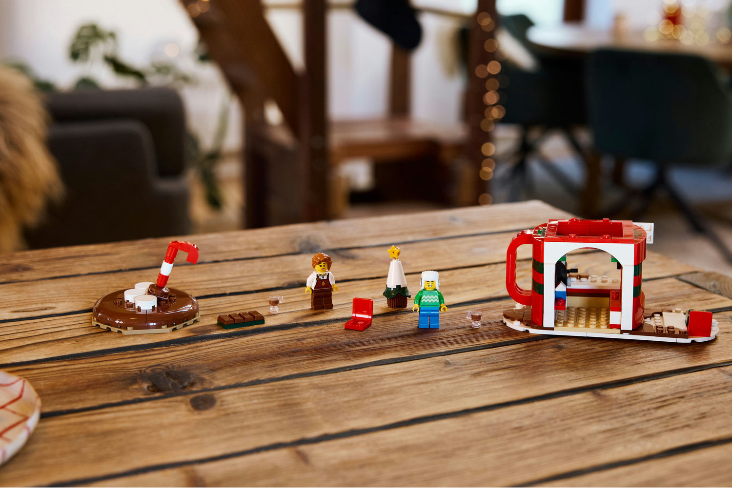 Egy bögre forró kreativitás – érkezik a LEGO® Forró csokoládés stand!