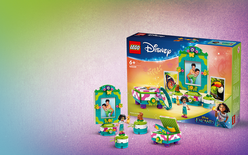 Vásárolj 25000 Ft felett LEGO® Friends, Disney, Wicked, Gabby's Dollhouse vagy Wednesday termékeket* és mi megajándékozunk egy dobozos készlettel (43239)!