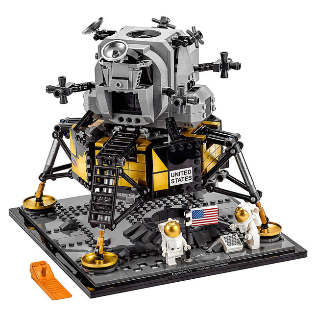 LEGO® Creator Expert - NASA Apollo 11 Holdkomp (10266)