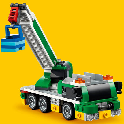 LEGO® Creator 3in1 - Versenyautó szállító (31113)