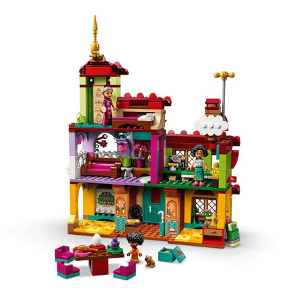 LEGO® Disney™ - A Madrigal család háza (43202)