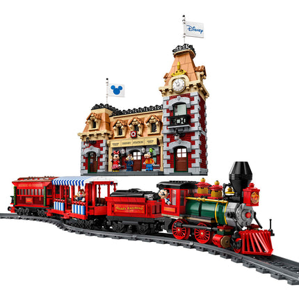 LEGO® Disney™ - Vonat és vasútállomás (71044)