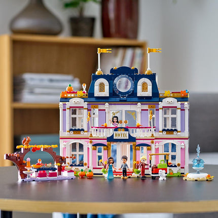 LEGO® Friends - Heartlake City Grand Hotel (41684)