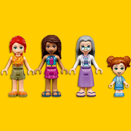 LEGO® Friends - Tengerparti házak szörfösöknek (41693)