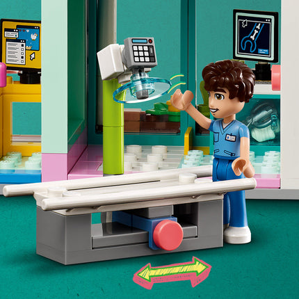 LEGO® Friends - Heartlake City kórház (42621)