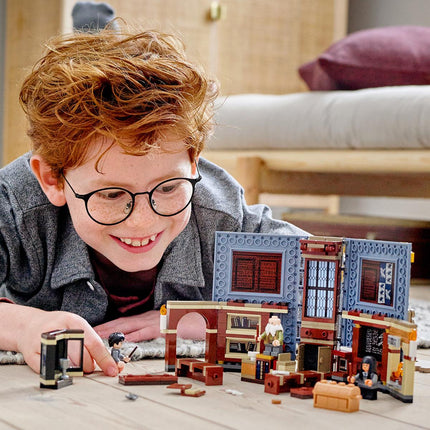 LEGO® Harry Potter™ - Roxfort™ pillanatai: Bűbájtan óra (76385)