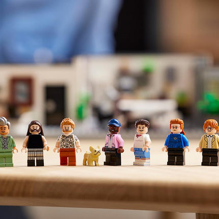 LEGO® Icons - Queer Eye - A Csodaötös (10291)