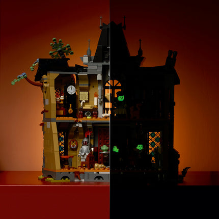 LEGO Icons (11383)
