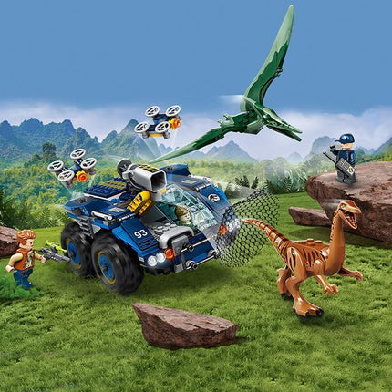 LEGO® Jurassic World - Gallimimus és Pteranodon kitörése (75940)