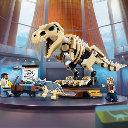 LEGO® Jurassic World - T-Rex dinoszaurusz őskövület kiállítás (76940)