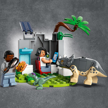 LEGO® Jurassic World - Dinoszaurusz maradványok: T-Rex koponya (76963)