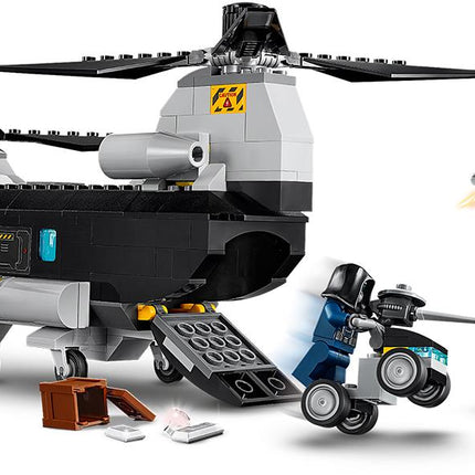 LEGO® Marvel - A Fekete Özvegy helikopteres üldözése (76162)