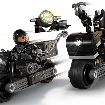 LEGO® Marvel - Batman™ és Selina Kyle™ motorkerékpáros üldözése (76179)