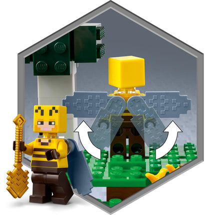 LEGO® Minecraft® - A méhfarm (21165)