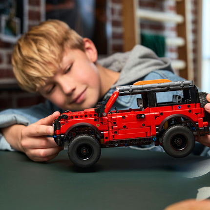 LEGO Technic (42213)
