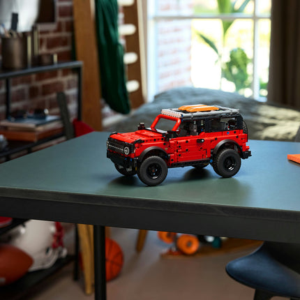 LEGO Technic (42213)