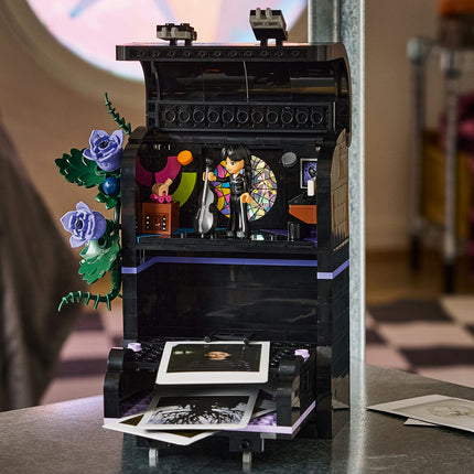 LEGO Wednesday (76787)